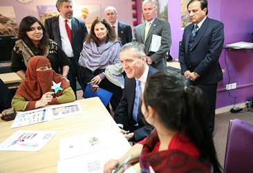 U.S. Ambassador visits Faisalabad, promotes education, business, and agricultural partnerships